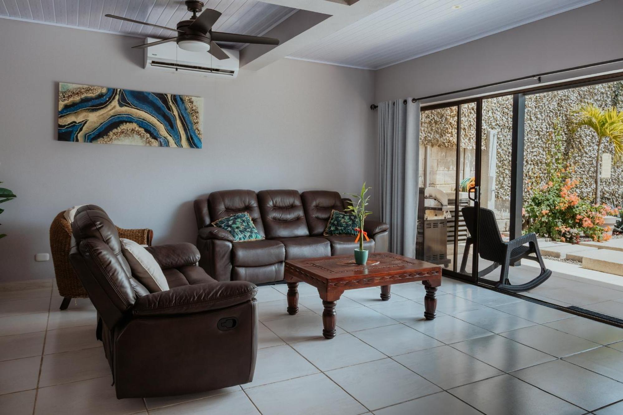 Private Home With Resort Style Swimming Pool Jaco Ngoại thất bức ảnh