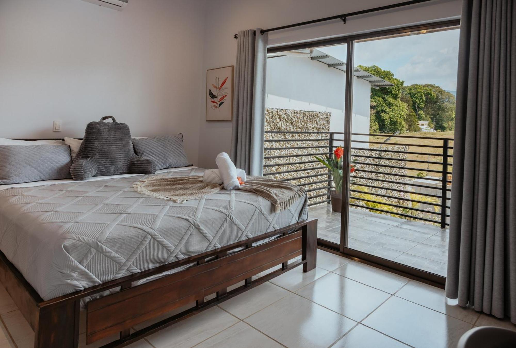 Private Home With Resort Style Swimming Pool Jaco Ngoại thất bức ảnh